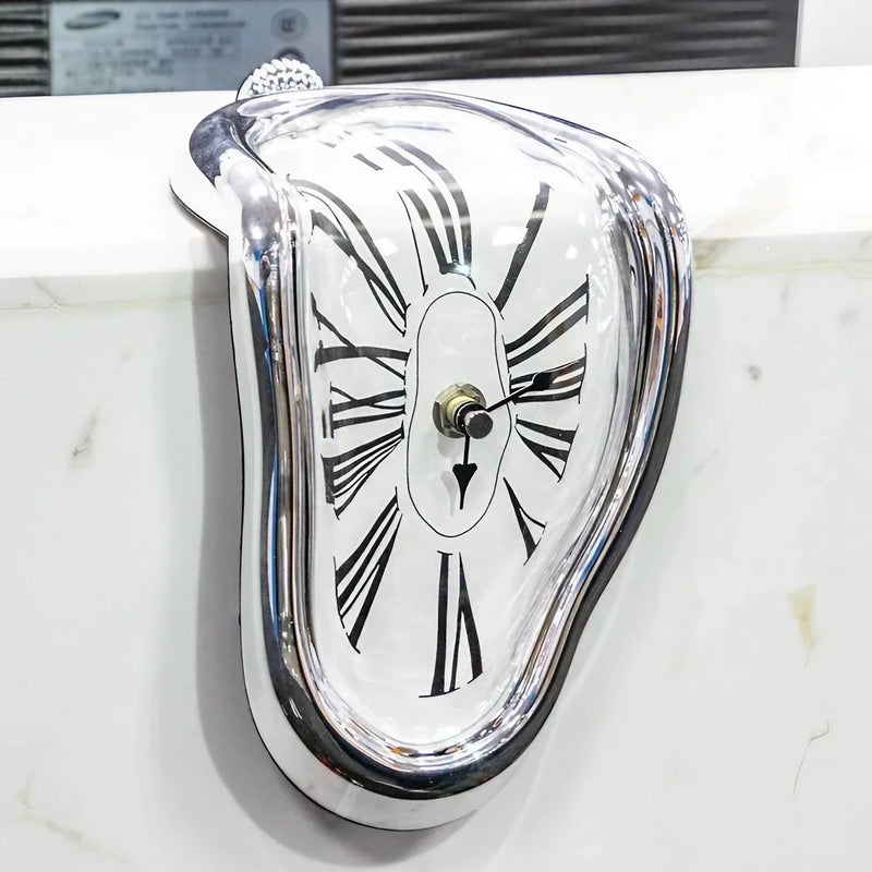 Melty - Original and Awesome Melted Clock